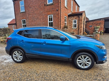 Used Nissan Qashqai 2017 for sale - 76472936: Photo