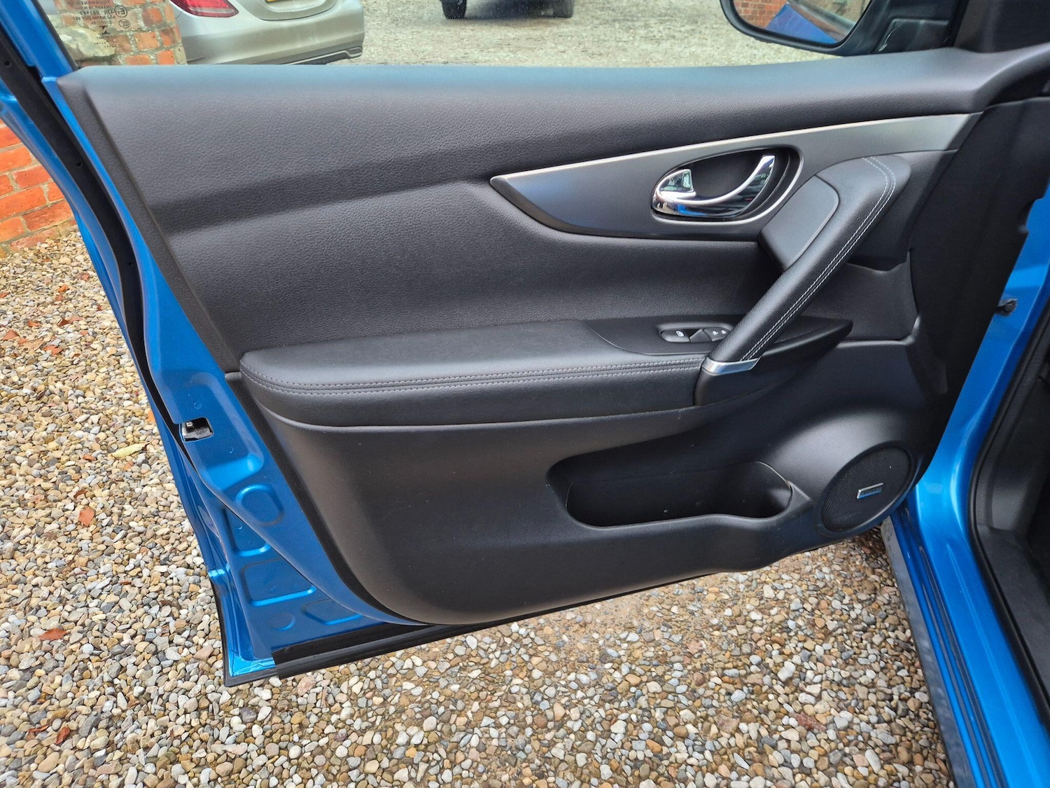 Used Nissan Qashqai 2017 for sale - 76472936: Photo 9