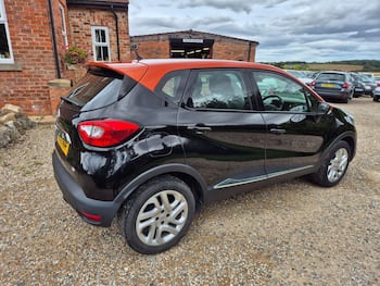 Used Renault Captur 2016 for sale - 79621519: Photo