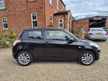 Used Suzuki Swift 2014 for sale - 79361400: Photo