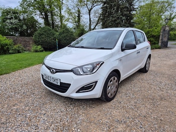 Used Hyundai i20 2013 for sale - 78491878: Photo