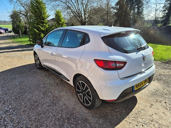 Used Renault Clio 2014 for sale - 77737976: Photo