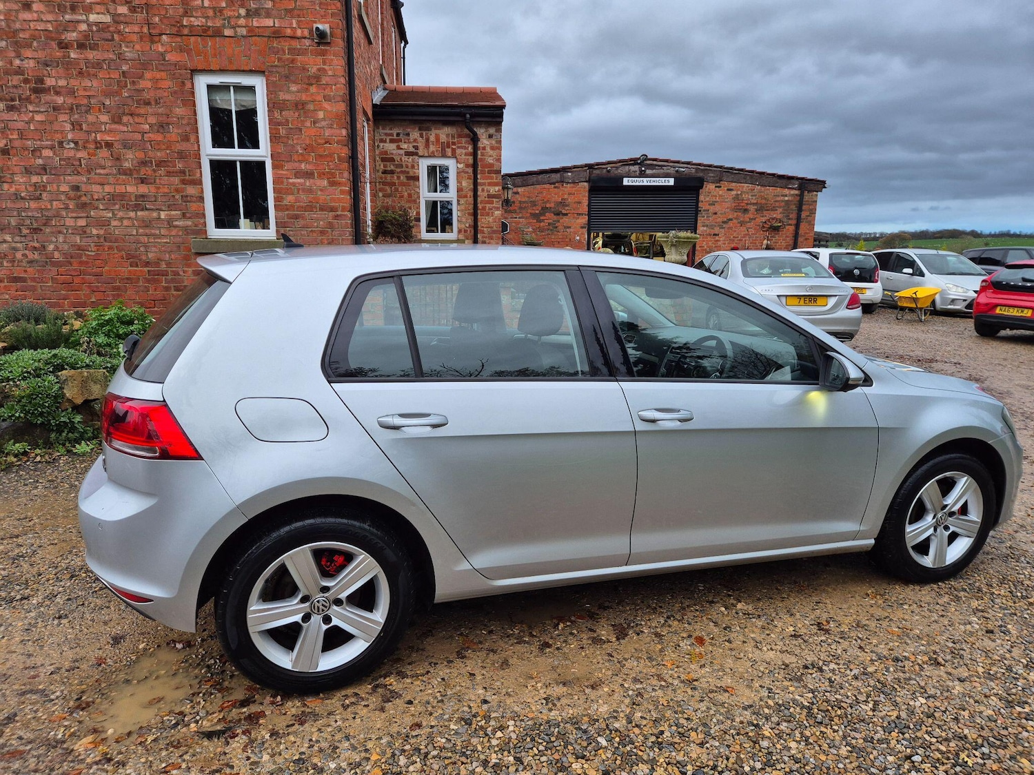 Used Volkswagen Golf 2017 for sale - 76772175: Photo 6