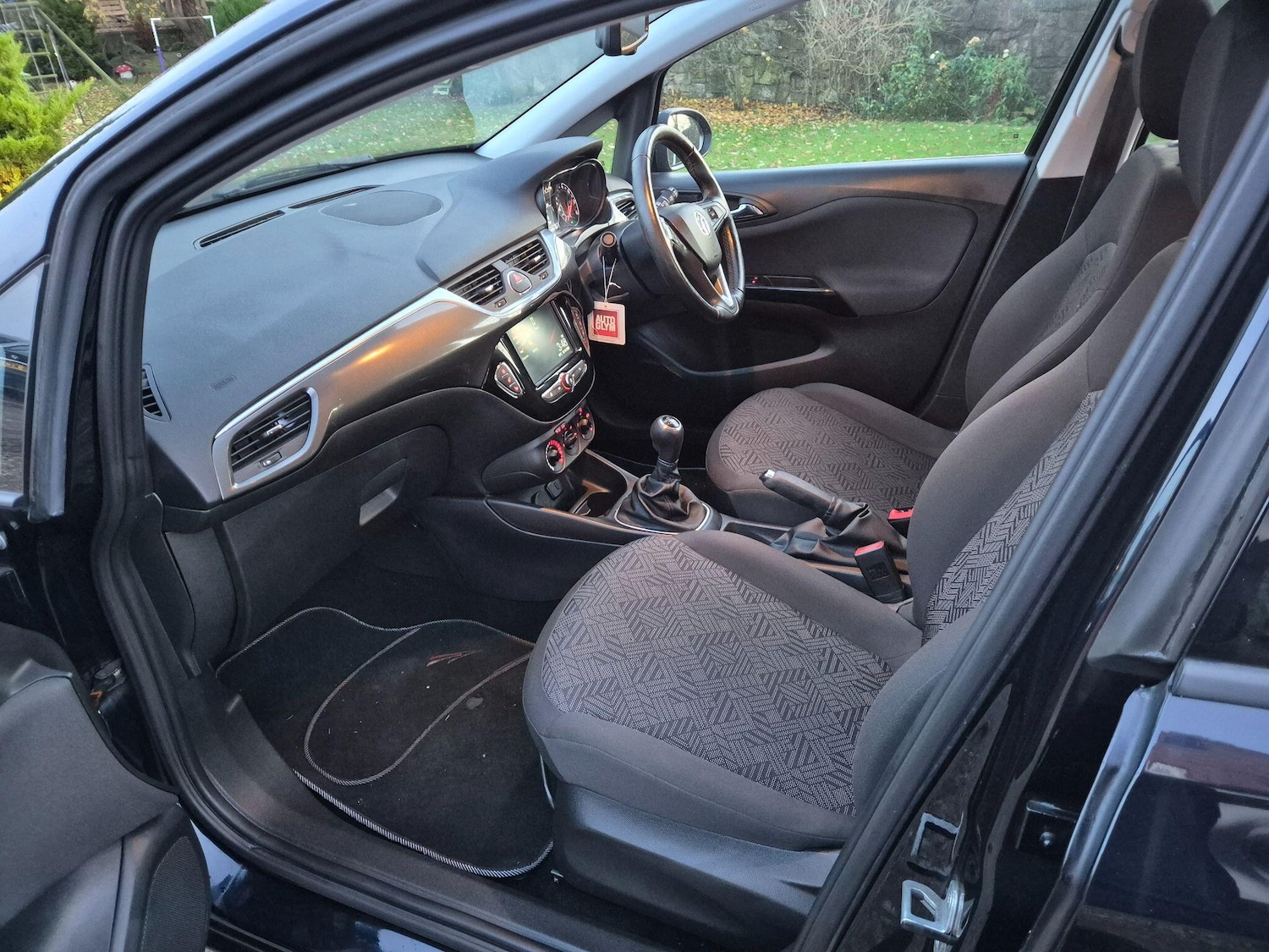 Used Vauxhall Corsa 2018 for sale - 77101781: Photo 12