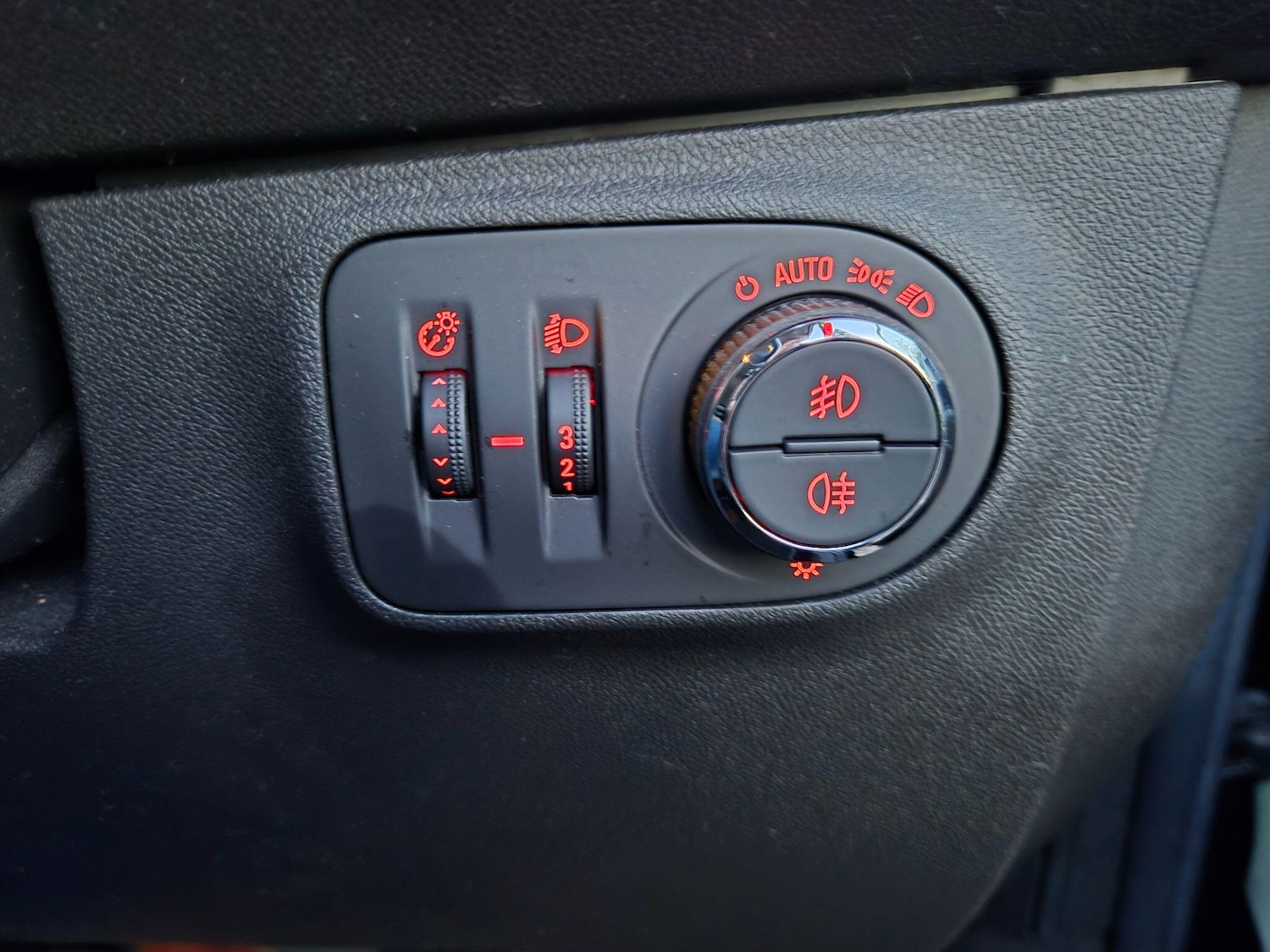 Used Vauxhall Corsa 2018 for sale - 77101781: Photo 17