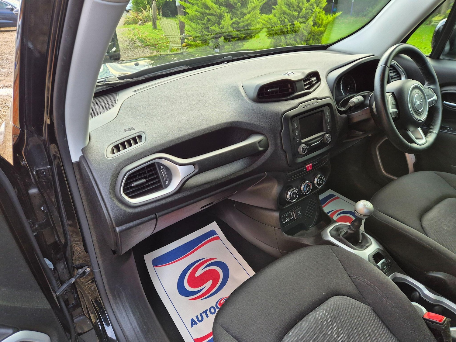 Used Jeep Renegade 2018 for sale - 76992363: Photo 14