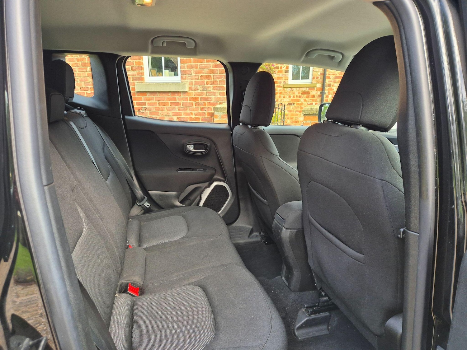 Used Jeep Renegade 2018 for sale - 76992363: Photo 16