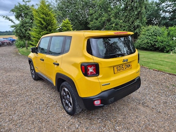 Used Jeep Renegade 2015 for sale - 79076161: Photo