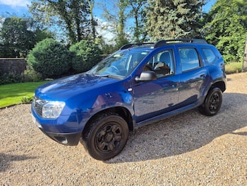Used Dacia Duster 2013 for sale - 79780890: Photo