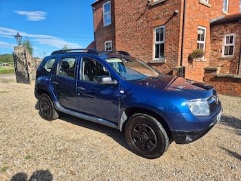 Used Dacia Duster 2013 for sale - 79780890: Photo