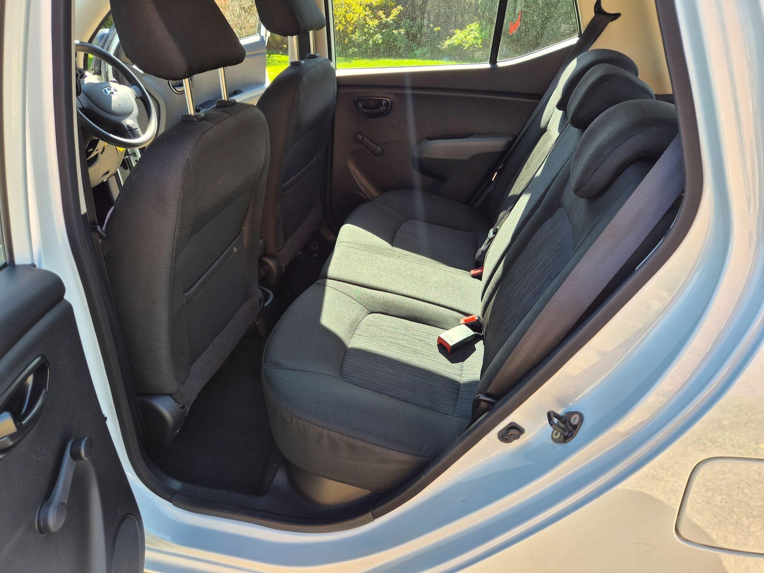 Used Hyundai i10 2013 for sale - 78185740: Photo 18