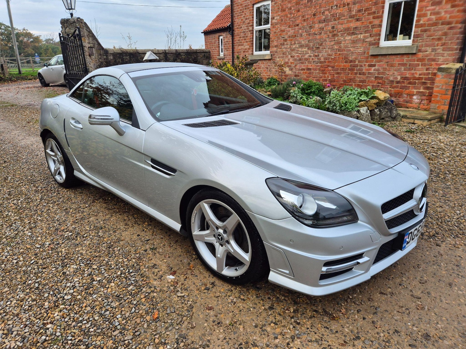 Used Mercedes-Benz SLK 2015 for sale - 76511930: Photo 13