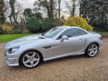 Used Mercedes-Benz SLK 2015 for sale - 76511930: Photo