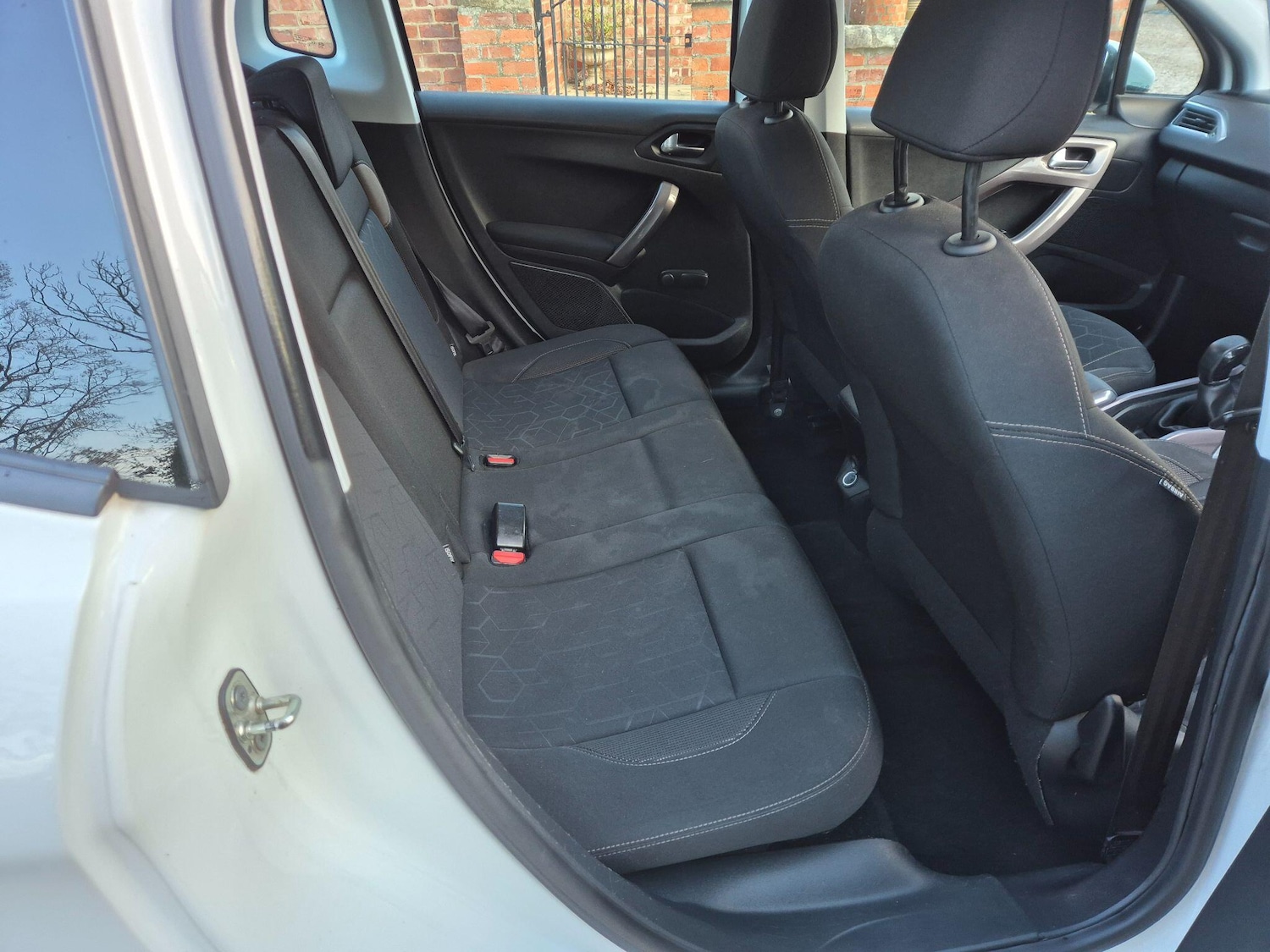 Used Peugeot 2008 2014 for sale - 76992286: Photo 10