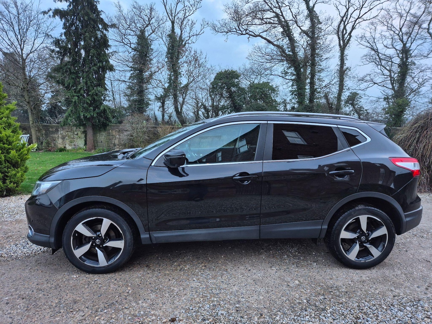 Used Nissan Qashqai 2015 for sale - 77768923: Photo 3