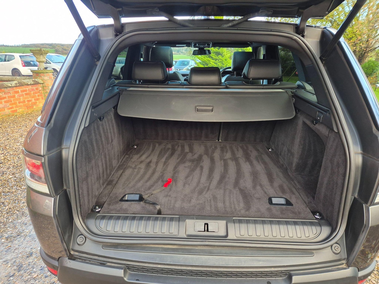 Used Land Rover Range Rover Sport 2015 for sale - 78184673: Photo 11