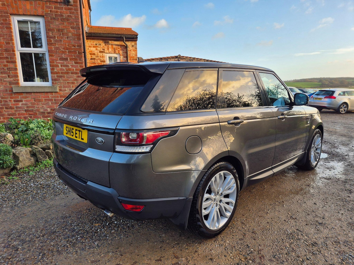 Used Land Rover Range Rover Sport 2015 for sale - 78184673: Photo 4