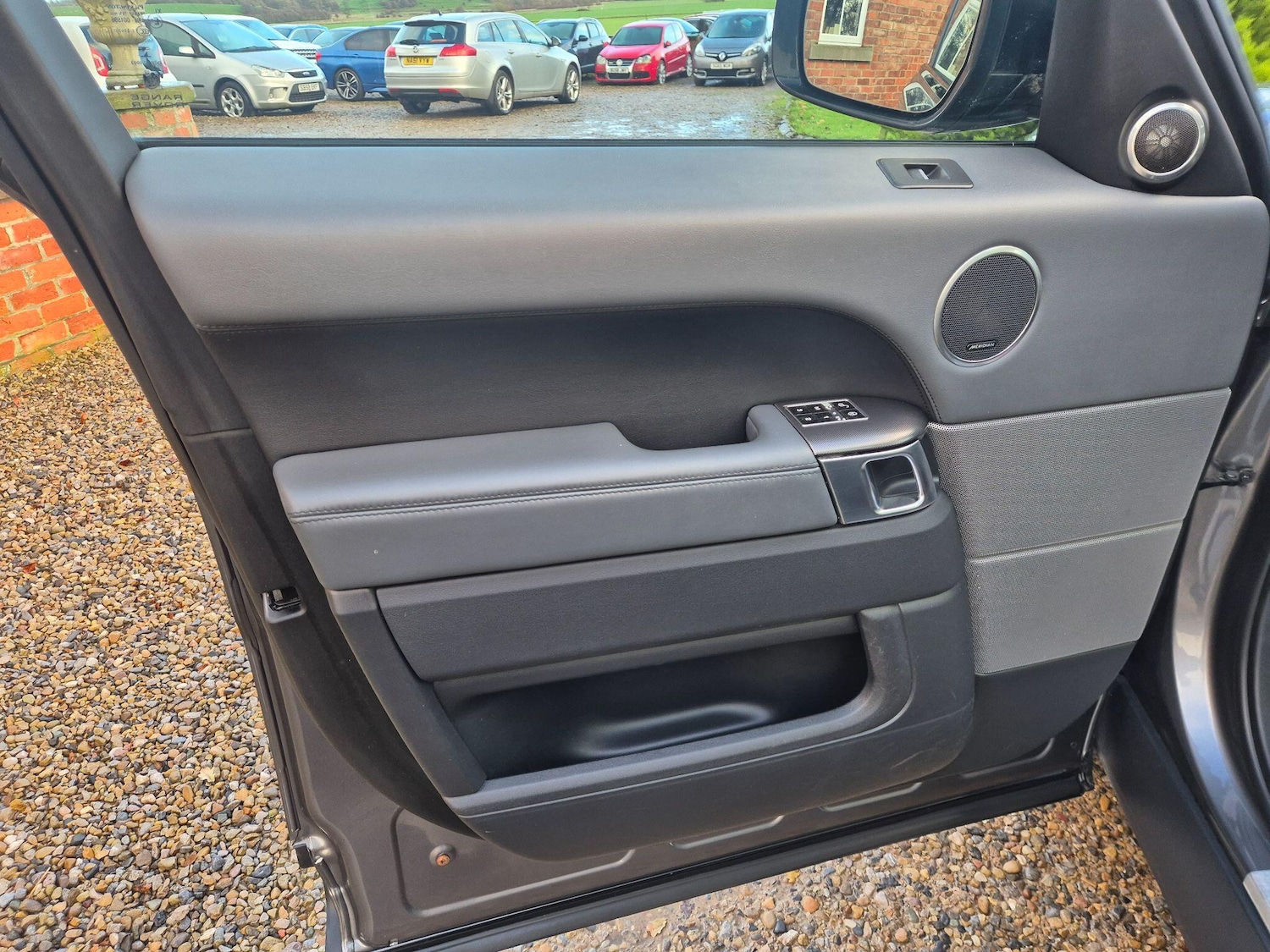 Used Land Rover Range Rover Sport 2015 for sale - 78184673: Photo 9