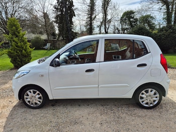 Used Hyundai i10 2013 for sale - 78157569: Photo