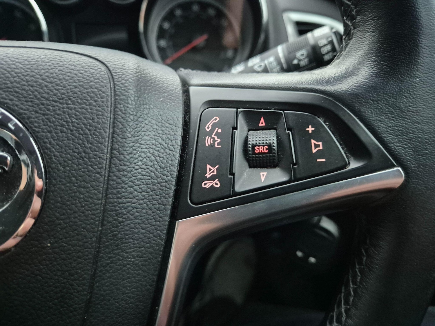 Used Vauxhall Astra 2015 for sale - 77331690: Photo 16