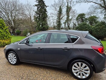 Used Vauxhall Astra 2015 for sale - 77331690: Photo
