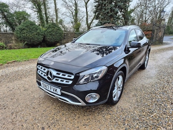Used Mercedes-Benz GLA 2017 for sale - 77411210: Photo