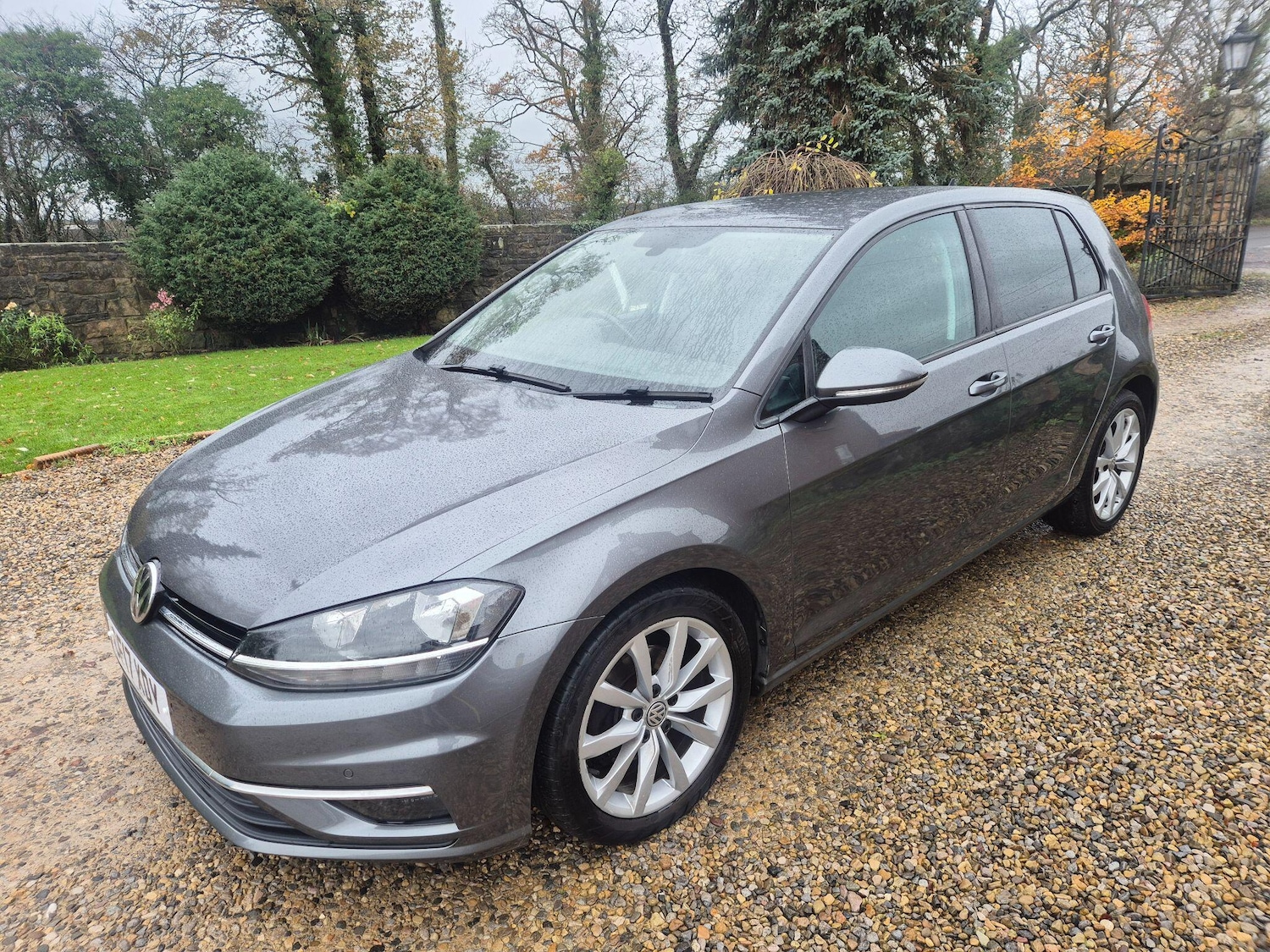 Used Volkswagen Golf 2017 for sale - 76771838: Photo 1