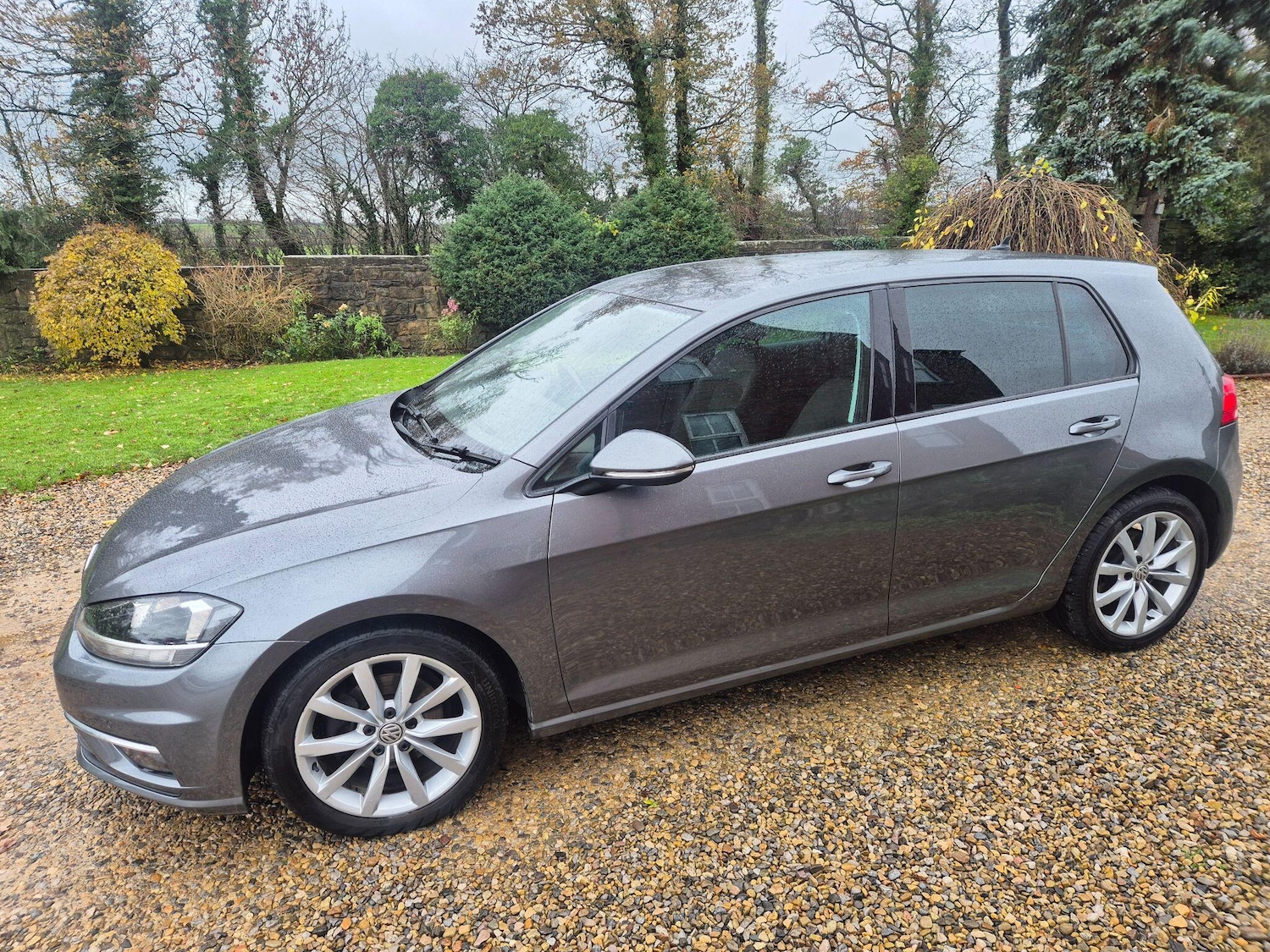 Used Volkswagen Golf 2017 for sale - 76771838: Photo 3