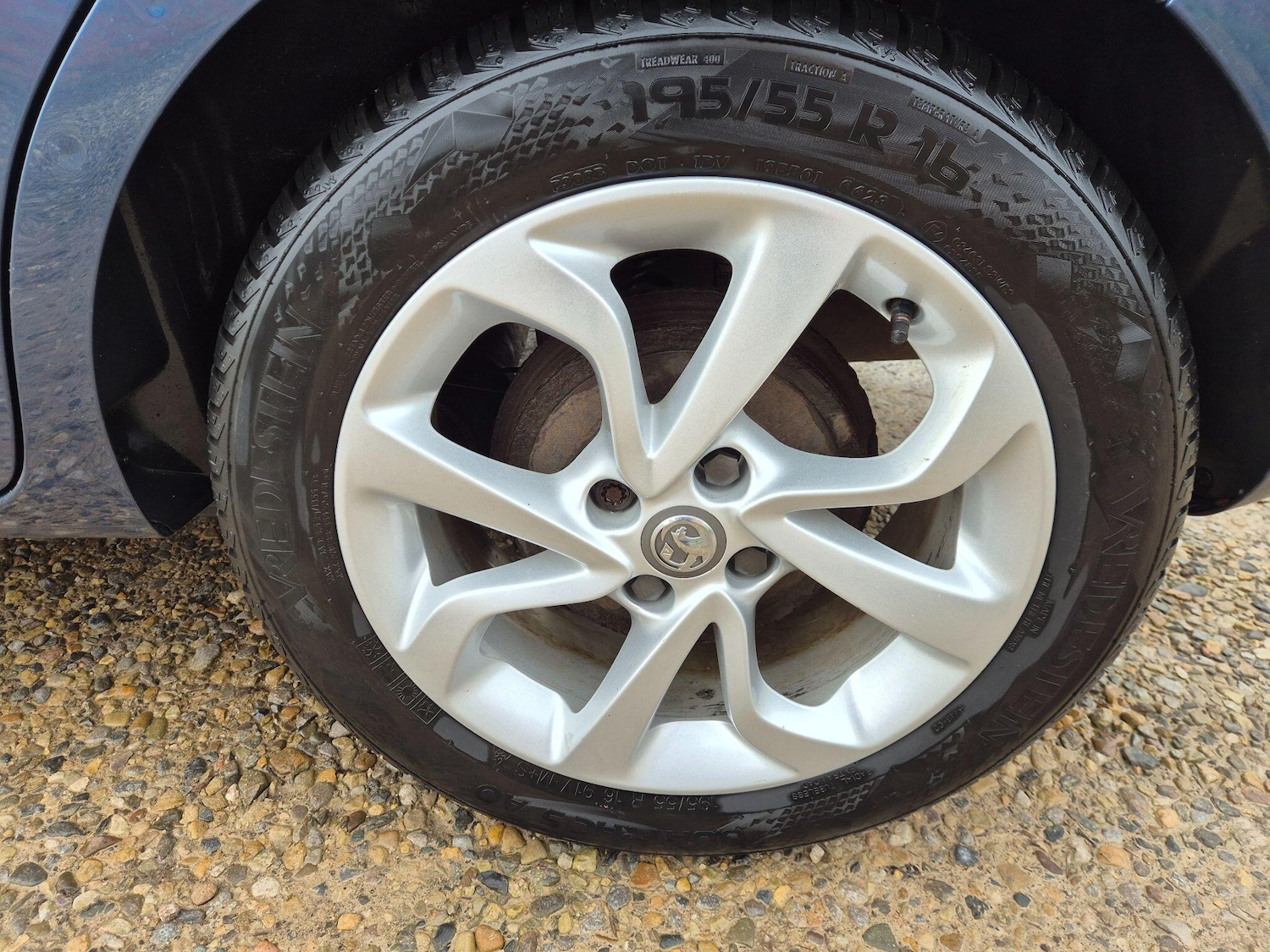 Used Vauxhall Corsa 2015 for sale - 77400392: Photo 4