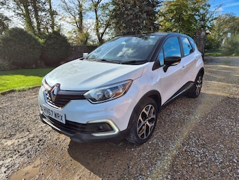 Used Renault Captur 2017 for sale - 76408667: Photo