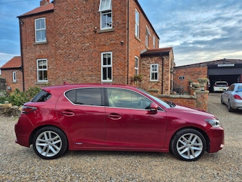 Used Lexus CT 2014 for sale - 75905344: Photo