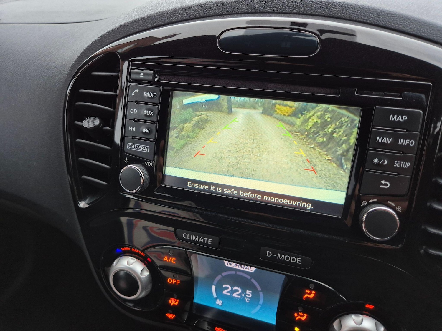 Used Nissan Juke 2014 for sale - 76735236: Photo 18