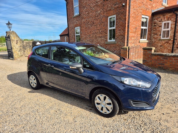 Used Ford Fiesta 2015 for sale - 75140638: Photo 8