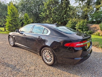 Used Jaguar XF 2014 for sale - 75532776: Photo