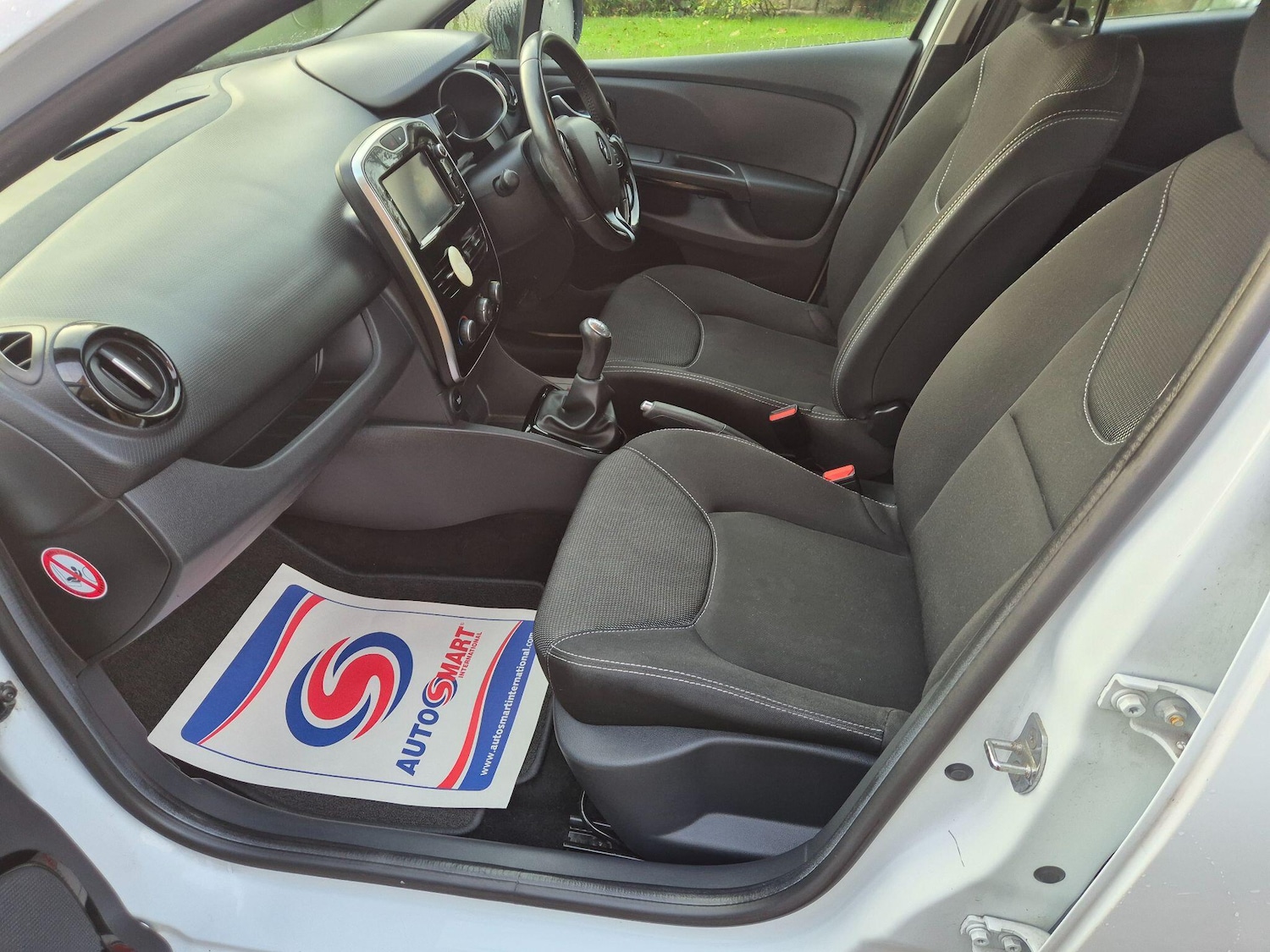 Used Renault Clio 2016 for sale - 76499225: Photo 14