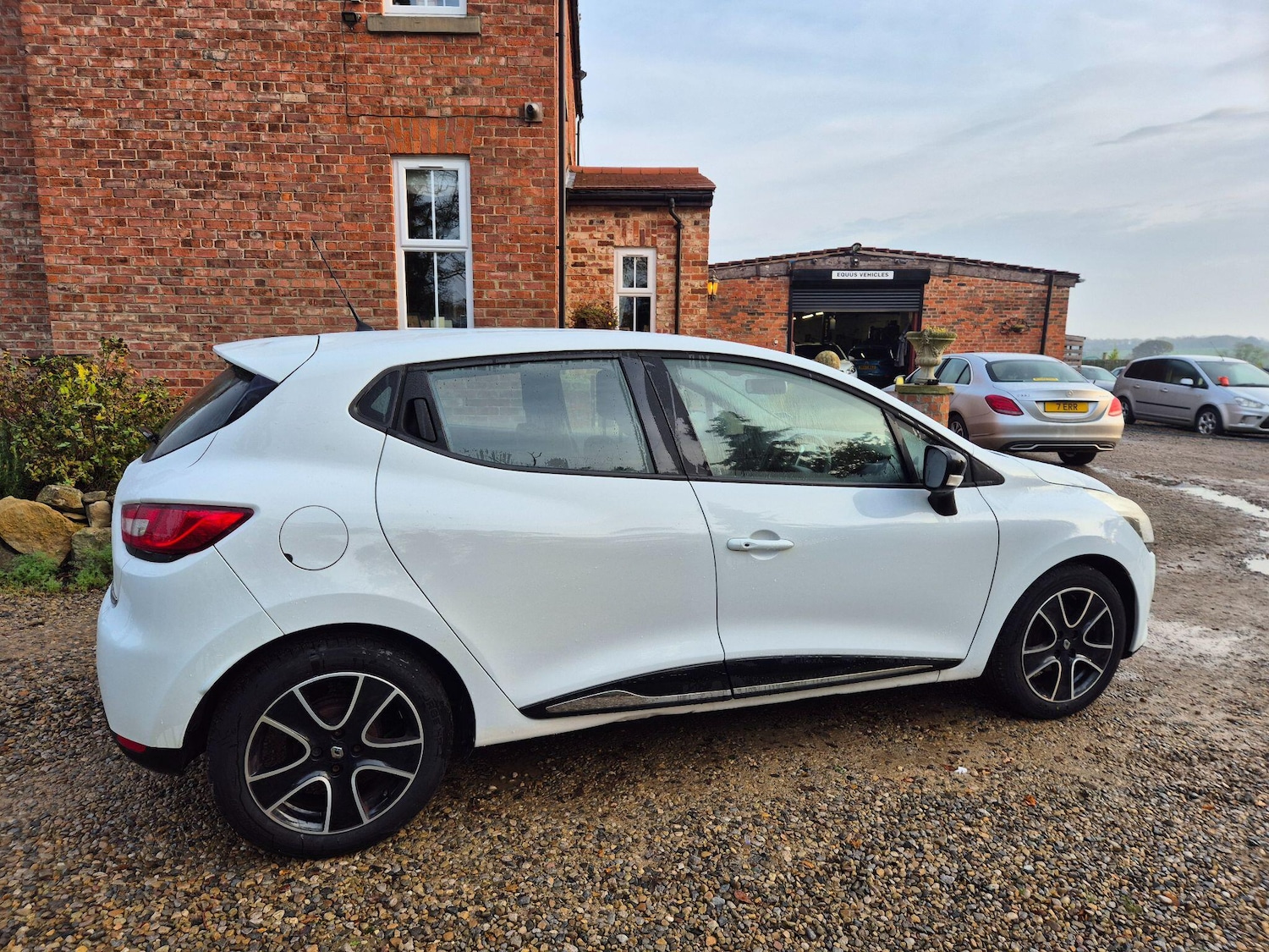 Used Renault Clio 2016 for sale - 76499225: Photo 7
