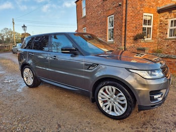 Used Land Rover Range Rover Sport 2015 for sale - 79740830: Photo