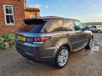 Used Land Rover Range Rover Sport 2015 for sale - 79740830: Photo