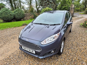 Used Ford Fiesta 2013 for sale - 76158809: Photo 2