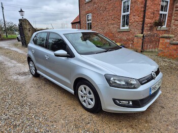 Used Volkswagen Polo 2012 for sale - 77305116: Photo