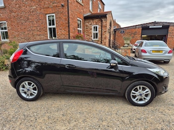 Used Ford Fiesta 2014 for sale - 79361401: Photo