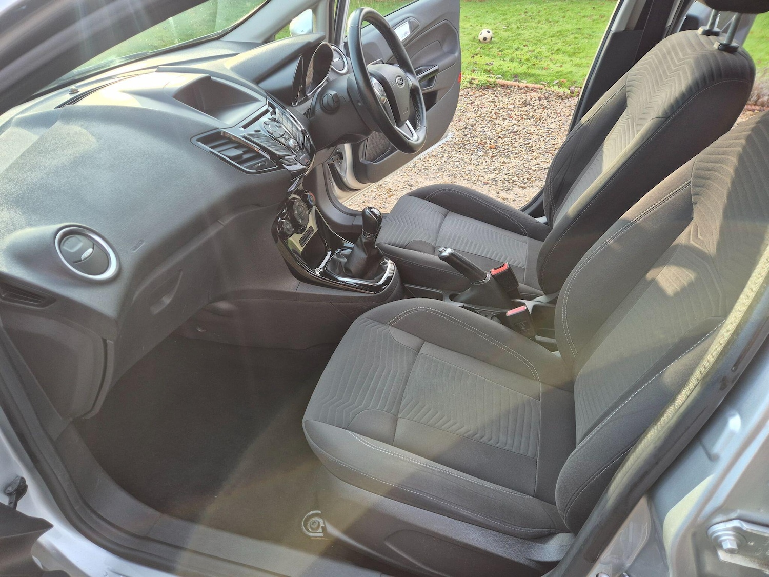 Used Ford Fiesta 2017 for sale - 77203520: Photo 13