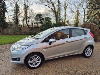 Used Ford Fiesta 2017 for sale - 77203520: Photo