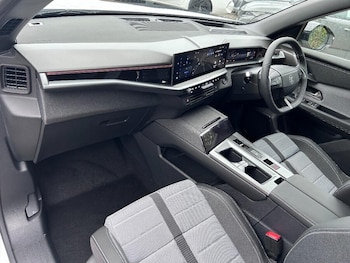 Used Vauxhall Grandland 2025 for sale - 76472674: Photo