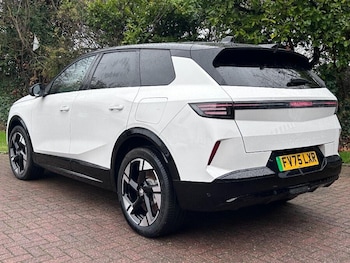 Used Vauxhall Grandland 2025 for sale - 76472674: Photo