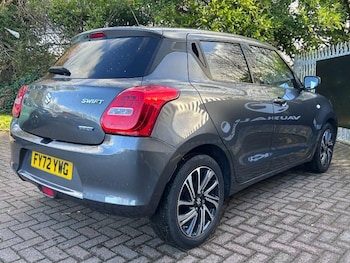 Used Suzuki Swift 2023 for sale - 76424108: Photo