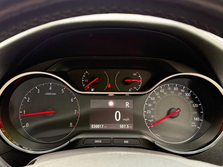 Used Vauxhall Crossland 2021 for sale - 76423323: Photo 9