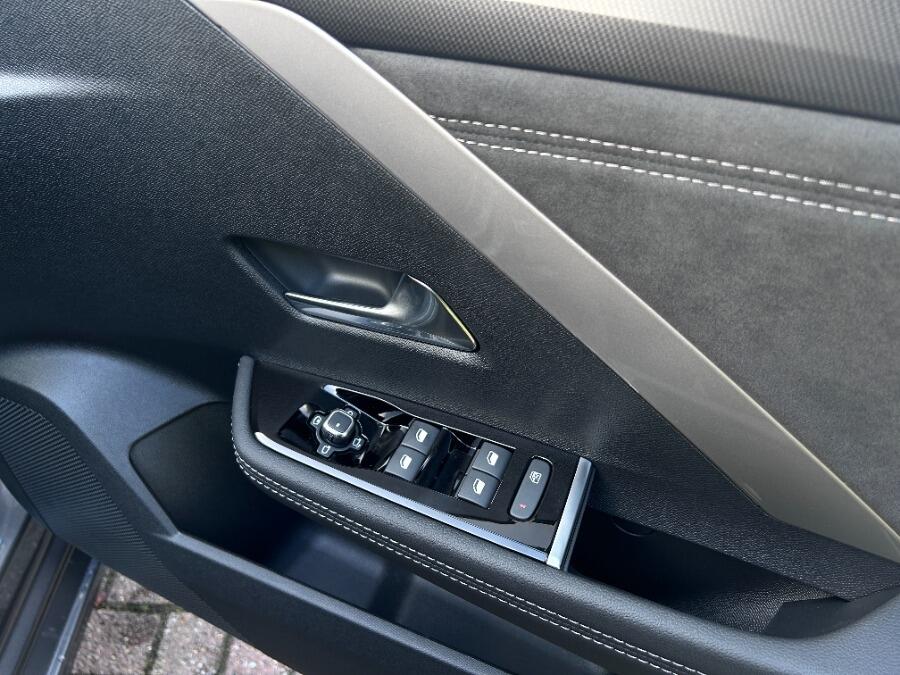 Used Vauxhall Astra 2025 for sale - 76473449: Photo 46