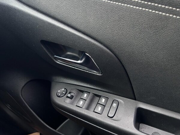 Used Vauxhall Corsa for sale - 76227675: Photo 23