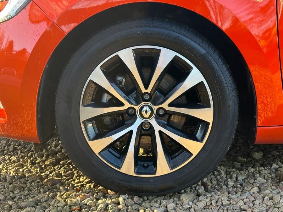 Used Renault Clio 2022 for sale - 77496936: Photo 11